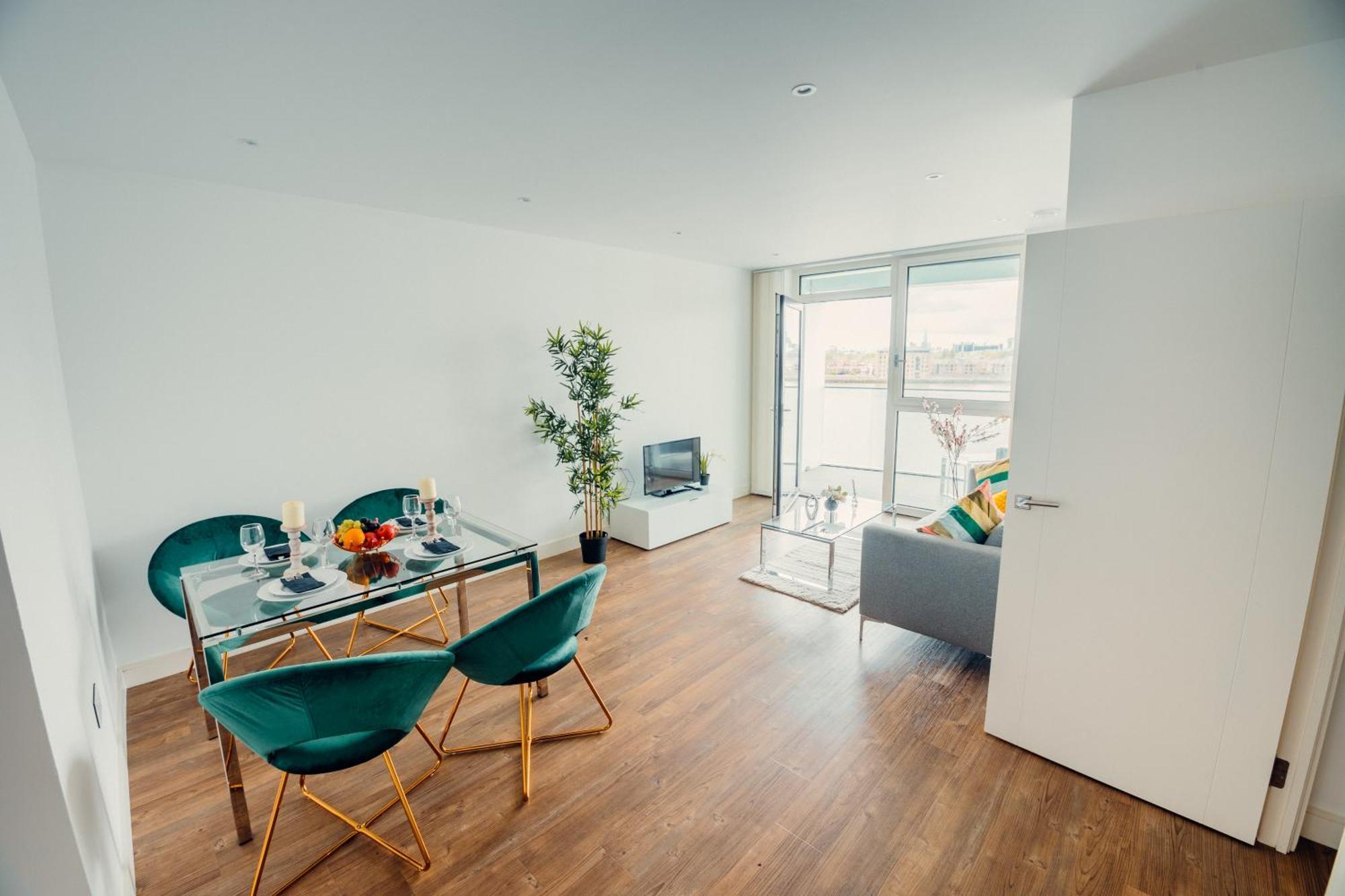 2 Bed Flat London Apartment Exterior photo