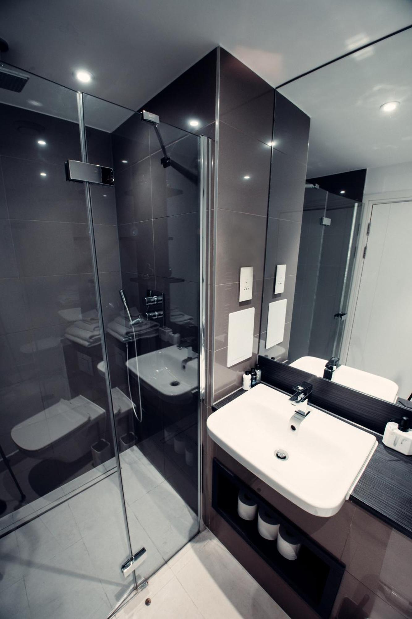 2 Bed Flat London Apartment Exterior photo